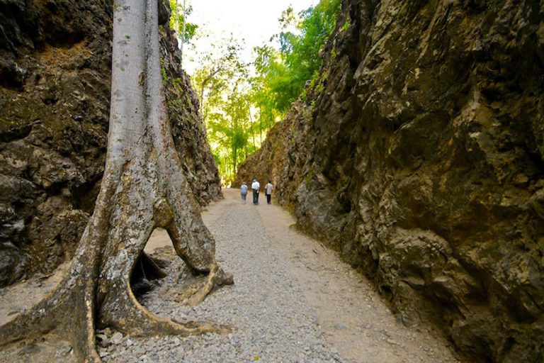 Highlights_around_Bangkok_Kanchanaburi_2